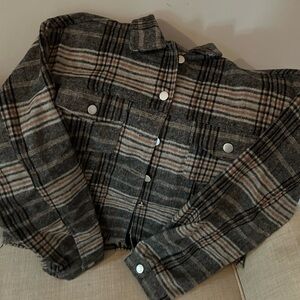 Altard State size small cropped shacket